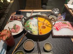 -三出山火锅(南京万象天地店)