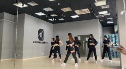 -DL专业爵士舞街舞工作室