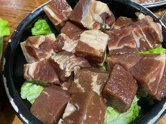 坛子大块肉-原始泥炉烤肉(总店)