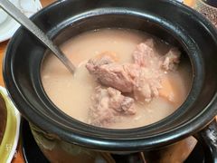 -莲餐厅·湖北菜·潜江小龙虾店(愚园路店)