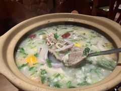 -耶里夏丽·新疆菜·28年喀什老馆(田林东路店)
