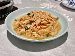 井冈山油豆皮-鄱阳湖·江西小炒·瓦罐煨汤(五道口店)