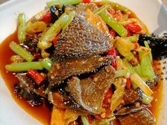 -肖四女乐山跷脚牛肉(世博源店)