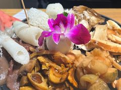 -一朵菌·野生菌探索家火锅(南亚店)