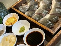 -围炉肉舍•炭烤活鳗•丹东海鲜烤肉(步行街店)