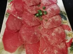 薄切牛舌-虎焱炭火烧肉