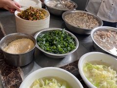 -茅屋大酒店