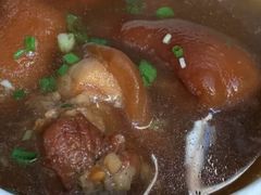 猪脚汤-莲欢海蛎煎