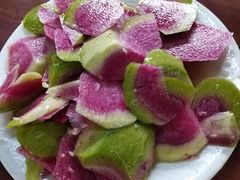 拌萝卜皮-宝瑞门钉肉饼店