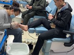 -朋朋修脚·灰指甲·甲沟炎·跖疣(人民路店)