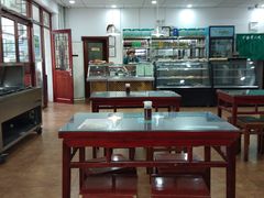 -护国寺小吃店(红莲南路店)