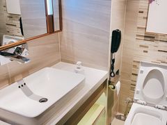 -麗枫酒店(广州中山大学中山眼科中心区庄地铁站店)