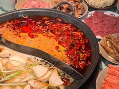 -鸿姐老火锅(疁城新天地店)