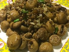 宅门干煸口蘑-那家小馆•北京菜•烤鸭(中关村店)