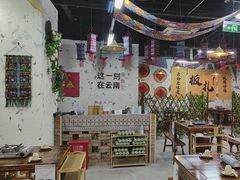-江宴渔村·鱼鲜土菜(紫荆广场店)