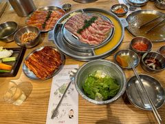-姜虎东白丁烤肉(虹桥天地店)