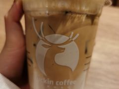 -瑞幸咖啡(新世界中心店)