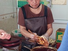 -老鼓楼麻辣烫夹馍