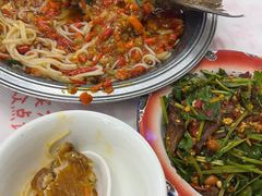 -堂瓦里·33年传统赣菜(第一街区店)