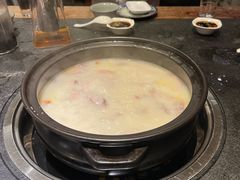 -大匠工房古船木艺术餐厅·猪肚鸡专门店(长白仙岛店)