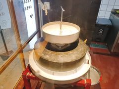-呷佬·长沙手工米粉(金沙江路店)