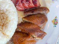 烧味四宝饭-甜蜜蜜港式茶餐厅(虹梅店)