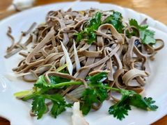 -溢心园香河肉饼总店