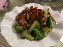 素叉烧炒西兰花-佛有缘素食馆·荔湾老字号(陈家祠首店)