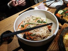 鸡丝凉米线-云海肴·汽锅鸡·云南菜(美罗城店)