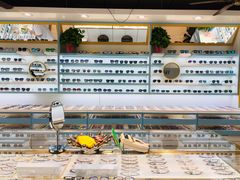 -潘多拉眼镜·蔡司依视路明月(潘家园店)