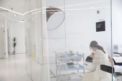 -臣丽纹眉品牌连锁