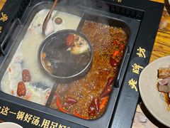 -老牌坊云南鱼豆花火锅(爱建店)