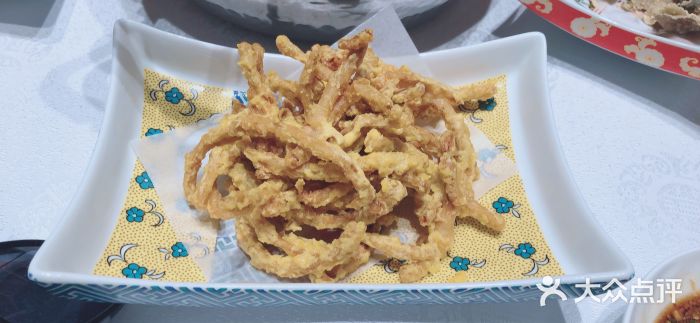 行家海鲜火锅酒家(静安寺店)金沙茶树菇图片