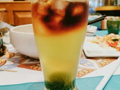 元气青梅冷萃咖啡-云海肴·汽锅鸡·云南菜(苏州中心店)