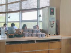 -蜜桃餐厅·伴山(湖滨商业街店)