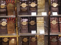 -VENCHI 闻绮(北京国贸商城店)