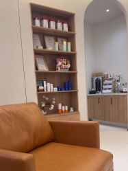 -初颜品佑肌肤管理