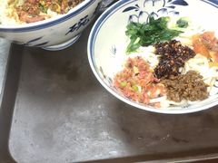 -关中老碗(建工路店)