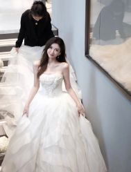 -Vera Wang婚纱礼服旗舰店