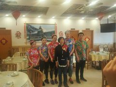 -鹤乡东北菜(崮山路店)