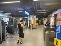 -超鹿运动(达信大厦店)