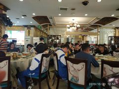大堂-清真马家美食城•海鲜•青岛菜•火锅(延安三路店)