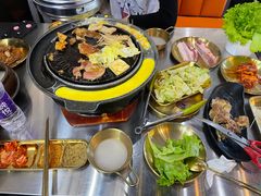 -胡悦里韩式烤肉(芝罘万达广场店)