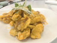 东北正宗锅包肉-鑫渔港海鲜本地菜·山海关浑锅(东戴河店)