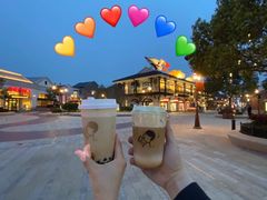 -喜茶(迪士尼小镇DP店)