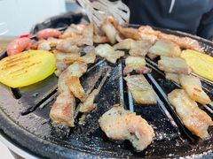 -胡悦里韩式烤肉(芝罘万达广场店)