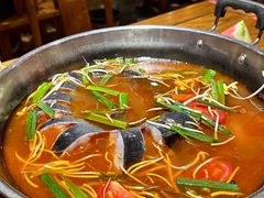 -亮欢寨酸汤鱼(沙冲路店)