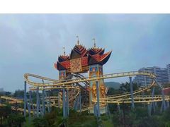 -七彩云南欢乐世界