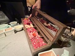 -左庭右院鲜牛肉火锅黑金店(陆家嘴中心店)