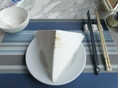 -上海大船酒店-沙滩餐厅